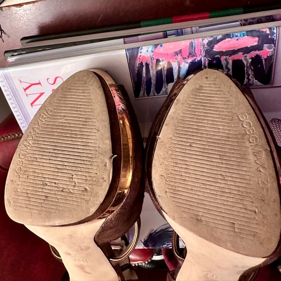 BCBGMAXAZRIA Bronze Platform Strappy Zip Back Peep-Toe Pumps, Size 7 1/2 - Picture 8 of 10